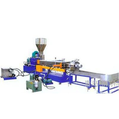 青岛格润特机械制造有限公司专业生产**高效塑料磨粉机
