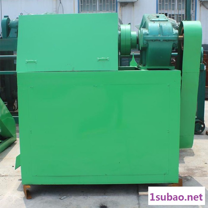 富德80有机肥对辊挤压造粒机无干燥挤压造粒机污泥畜禽粪便造粒机对辊挤压制粒设备氯化铵挤压造粒机图5