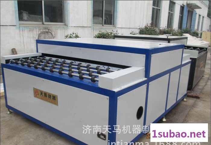 卧式玻璃清洗干燥机，清洗玻璃的设备图2