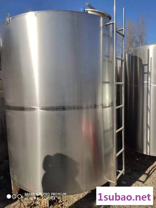 卫国 工业立式加厚圆形储水桶水塔 家用pe水箱滚塑储罐 不锈钢储罐 储酒罐图2