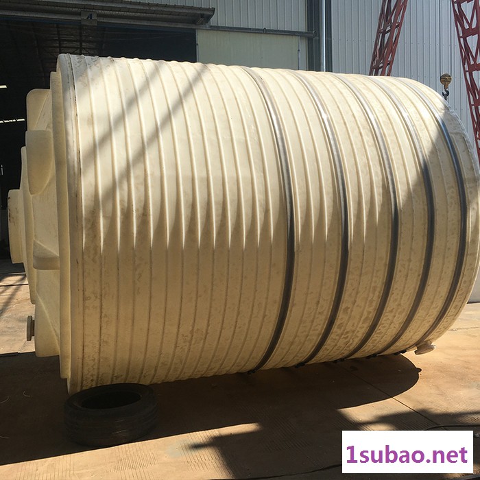 南昌40吨密封滚塑储罐图2