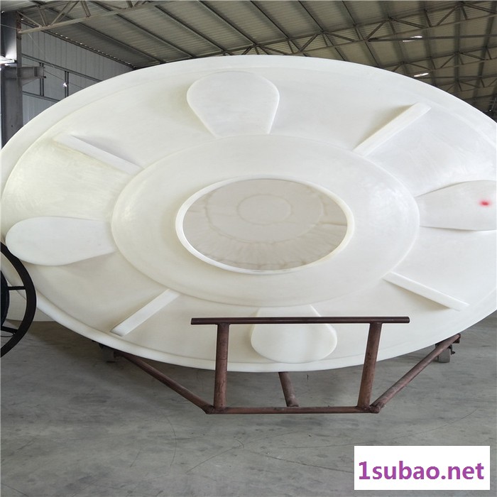 四平市8吨纯水储罐滚塑厂家图3