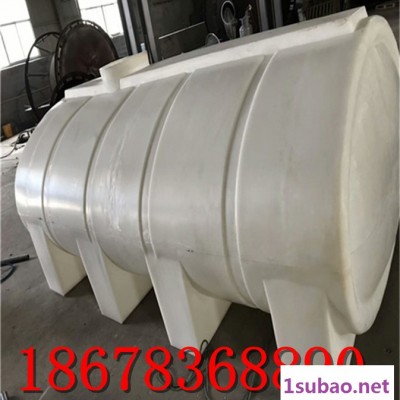 信诚山东滚塑厂家5吨卧式塑料桶 车载运输5立方pe储罐加工定做
