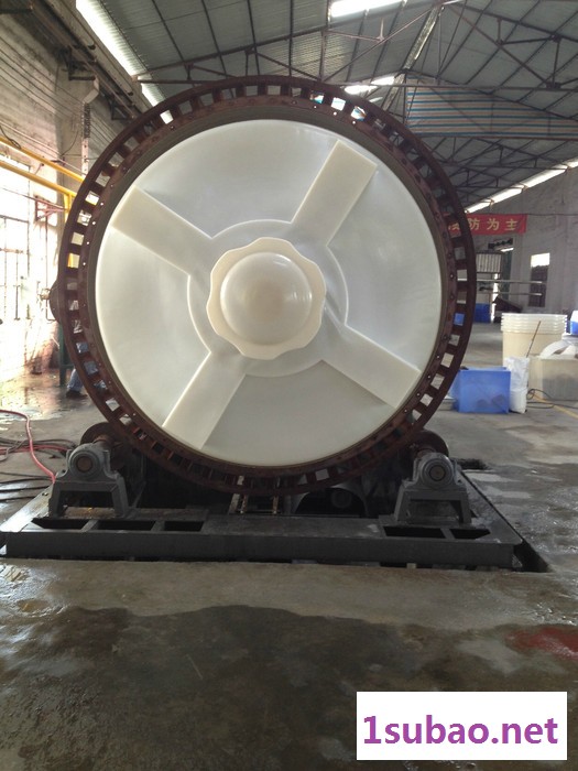 滚塑产品 PE塑料储罐 储水罐 化工储水桶图1