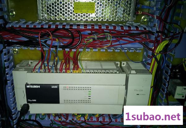 全自动中空吹塑机 30升-200升塑料桶储料式吹塑机 **图2