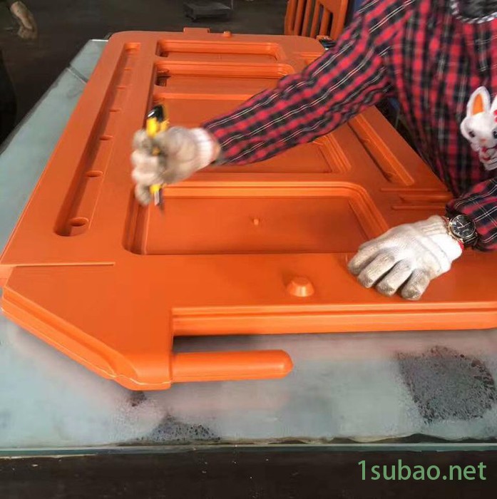 供应汽车保险杠90吹塑机   吹瓶机图5