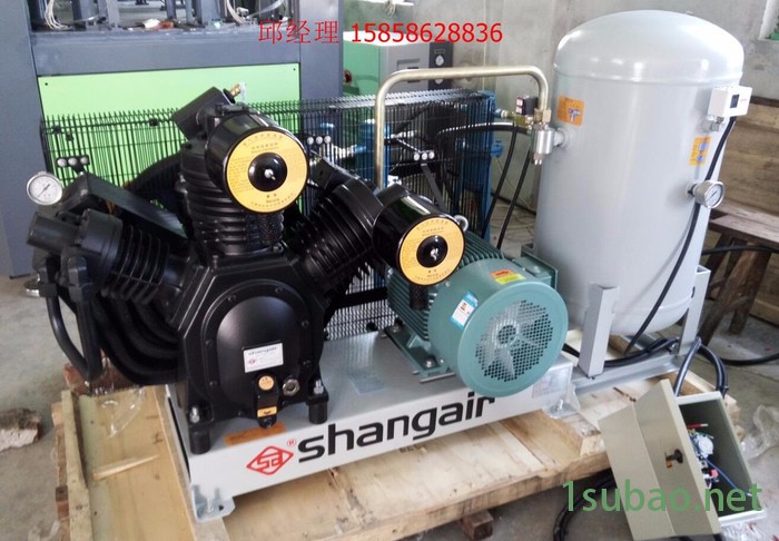 赛正机械 耐高温果汁瓶一出二全自动吹瓶机 适合奶茶、勾兑果汁、95°以下灌装图3