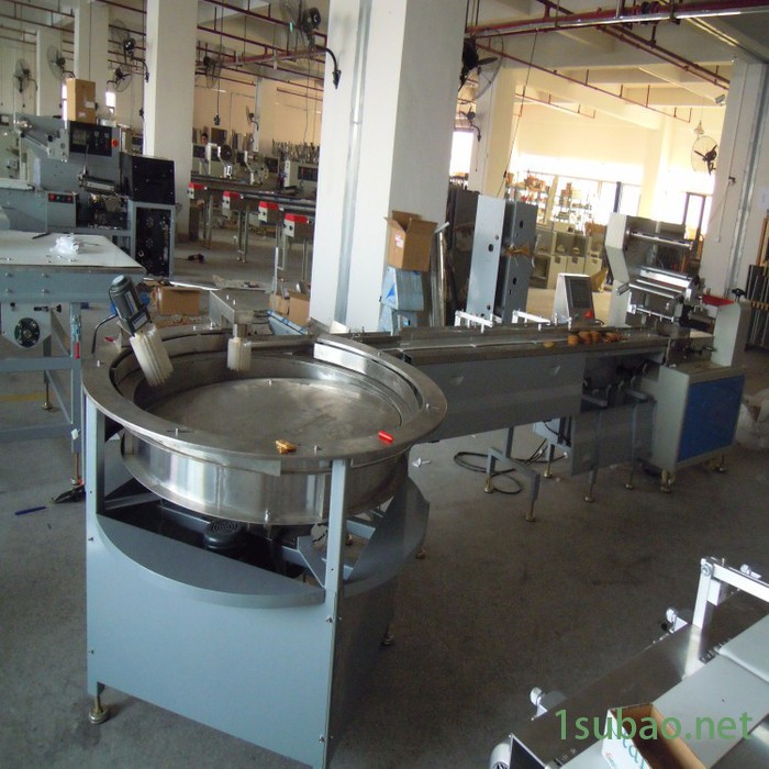 上海钦典包装机械设备枕式包装机全自动食品包装机面包理料线图2