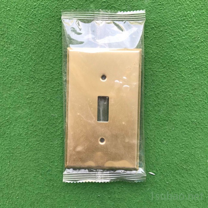 纸卡加五金包装机械 小五金包装机械 纸包钥匙扣五金枕式包装机械图3