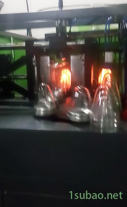 易拉罐吹瓶机 广口瓶手插机 塑料瓶吹塑机 黄岩塑料机械图2