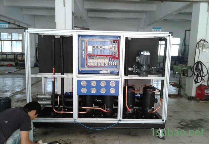 生产销售40HP（40匹）水冷式冷冻机 型号：CBE-124WLC图2