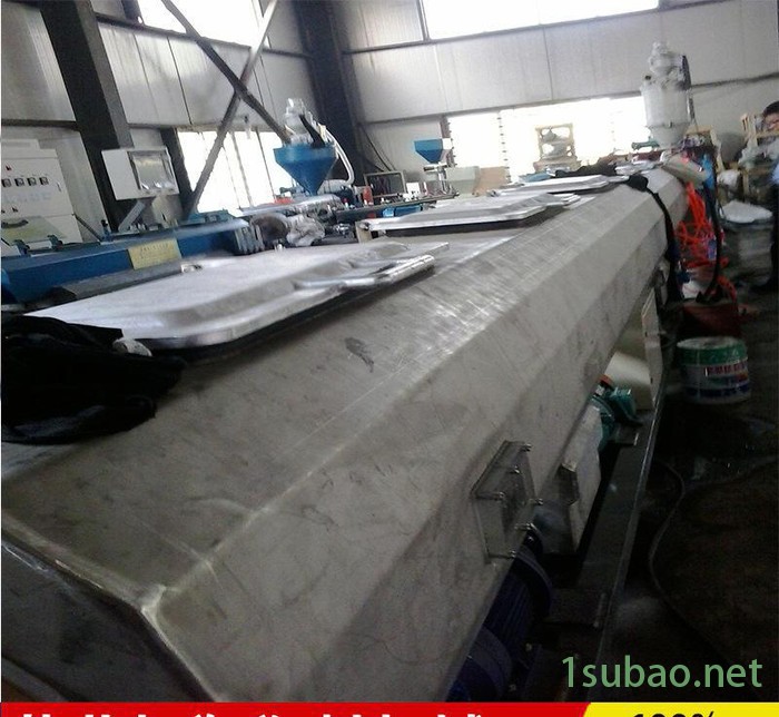 新型双螺杆锥形挤出机   自动化PVC管材生产线图3