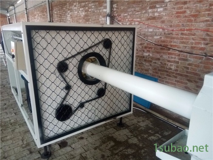 中瑞PVC落水管双螺杆管材挤出机生产线设备图4