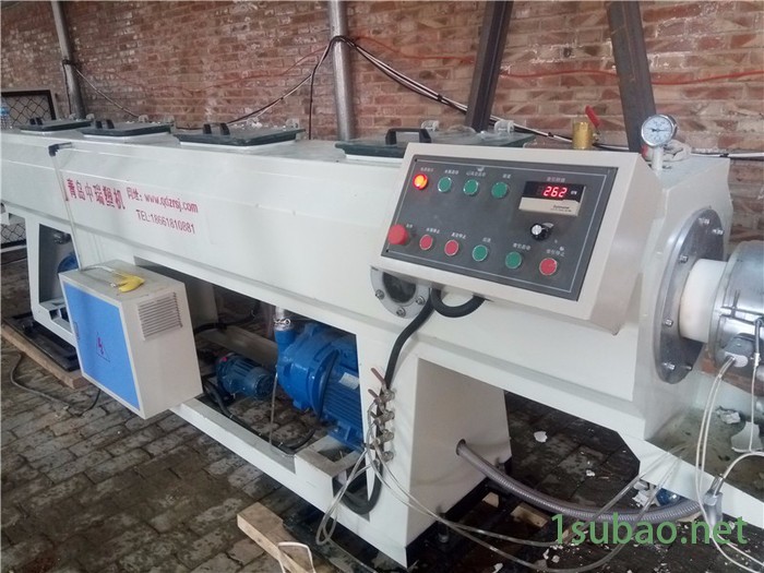 中瑞PVC落水管双螺杆管材挤出机生产线设备图7