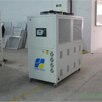 广东冷水机厂家、亨瑞达HTI-8AD冷冻机组，采用3.5*2双压缩机