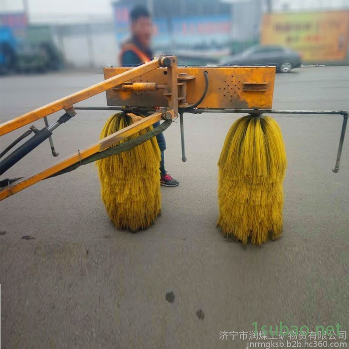 带手动升降装置的自动护栏清洗机 带手动升降装置的自动护栏清洗机 带手动升降装置的自动护栏清洗机 自动护栏清洗机图6