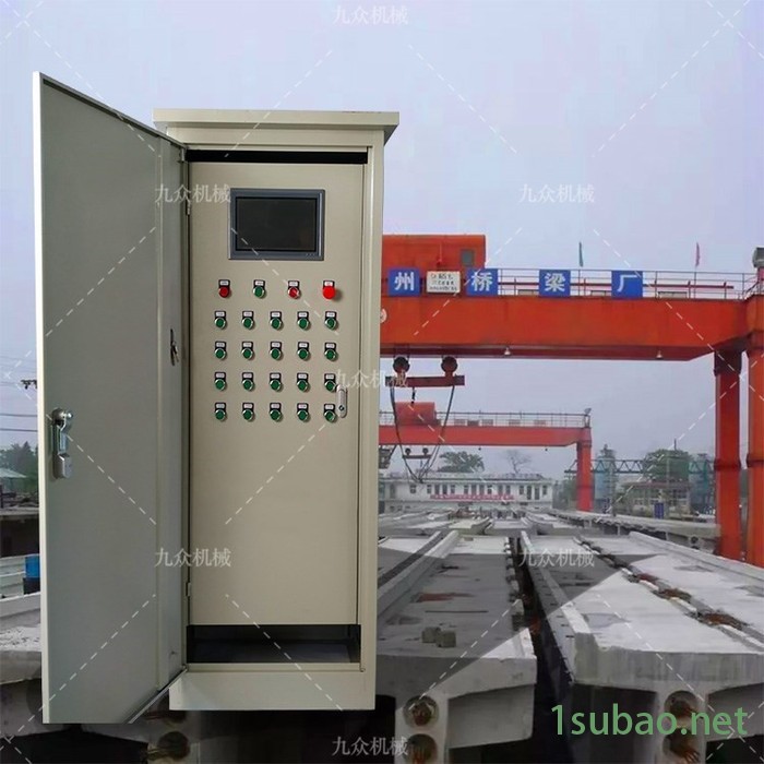 兰州25路预制梁场自动喷淋养生装置现场指导安装图4