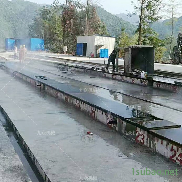 兰州25路预制梁场自动喷淋养生装置现场指导安装图5