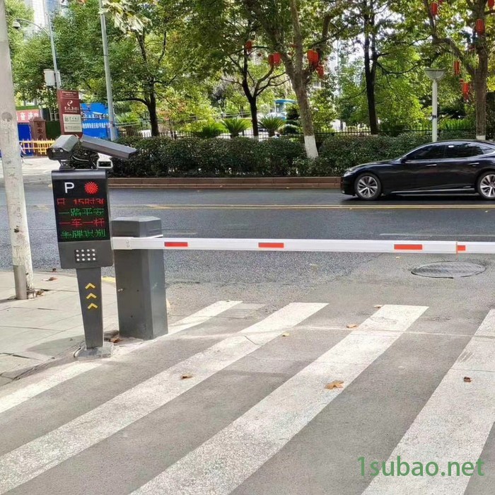 淄博车牌识别装置起落杆升降杆张店小区停车系统自动挡车器厂家图3