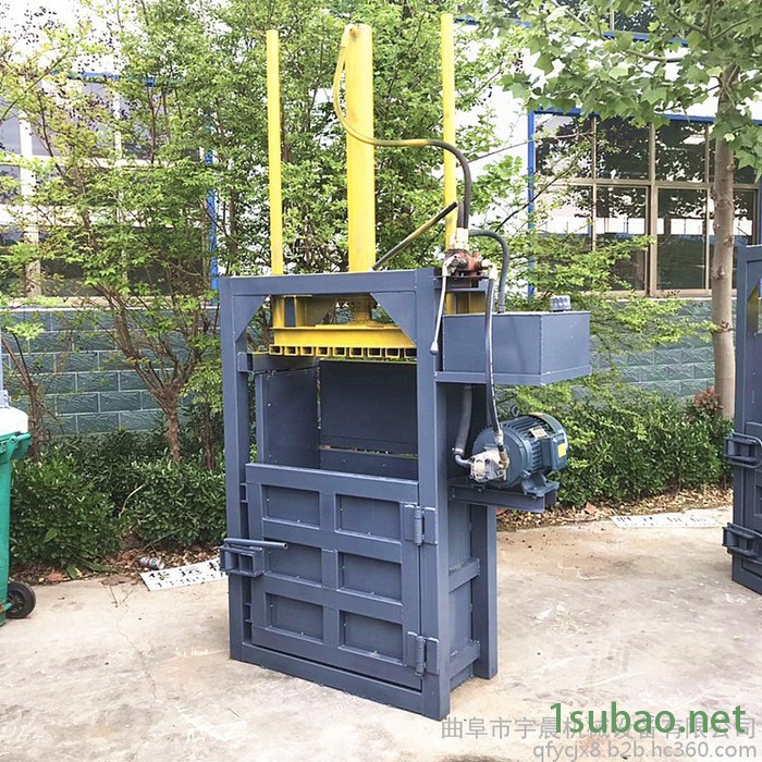 油桶液压打包机 立式半自动油漆桶压扁机回收站废品立式挤块机图5