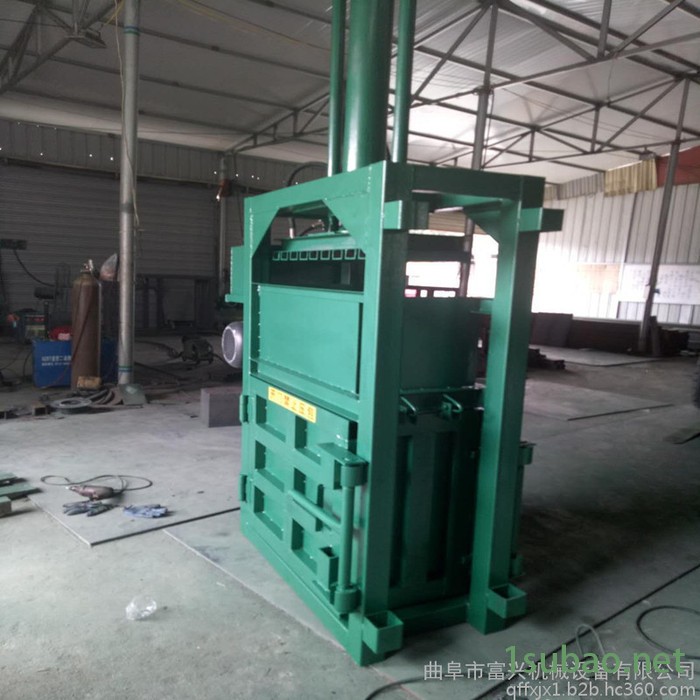 半自动废布料打包机 小型立式废品回收压块机 边角料压包机厂家图3