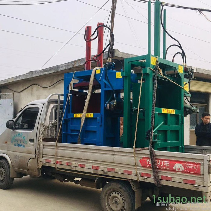 纸箱自动回收液压打块机 启航纸条纸板挤块机 编织袋打包机型号图7