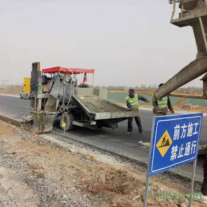 按需定制 水渠自动成型机 排水渠成型机 全自动路肩滑模机图6