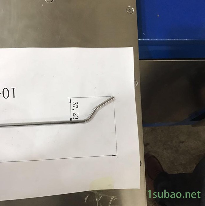 线材自动折弯成型机，拉篮铁线2D折弯机，线框折弯对焊一体机，灯罩铁线自动折弯机，工艺品铁线自动成型机图8