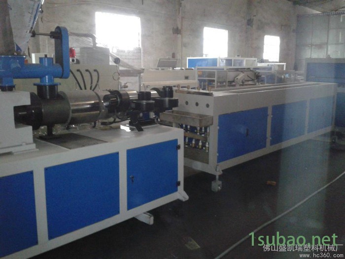 供应2017 款 盛凯瑞塑机 PVC套管一出四挤出机图2