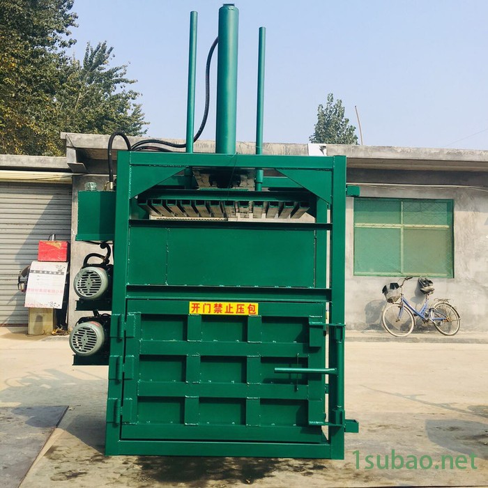 废旧纸箱打捆机  20吨半自动立式刨花压块成型机 废旧材料压块机图2