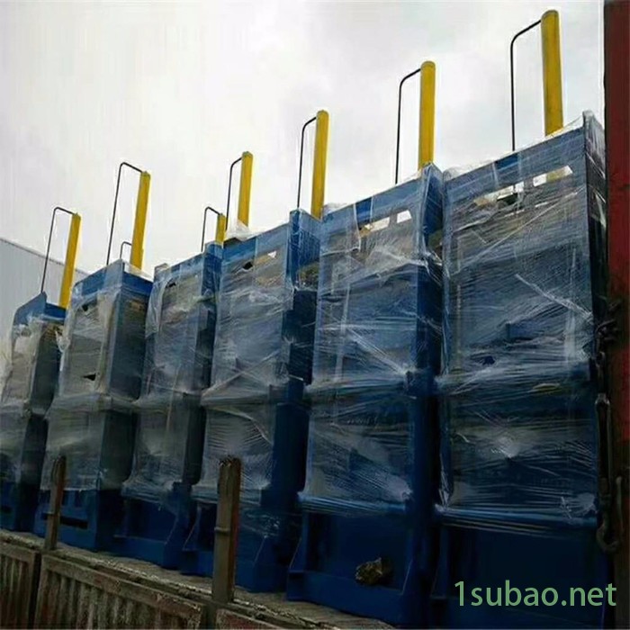 旧纸箱地毯打包压块机 废品边角料压缩成型机 铁屑垃圾自动压块打包机图5