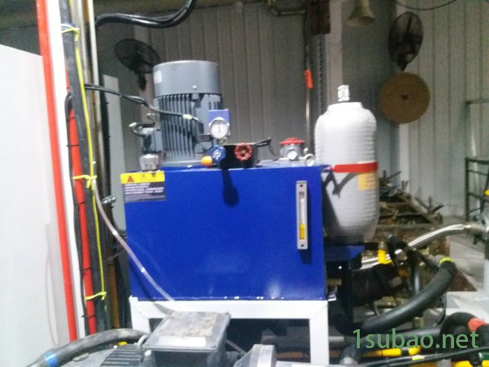 80工位自动聚氨酯PU聚氨酯发泡机 聚氨酯发泡机 大型PU成型机 大粘度原料发泡设备图6