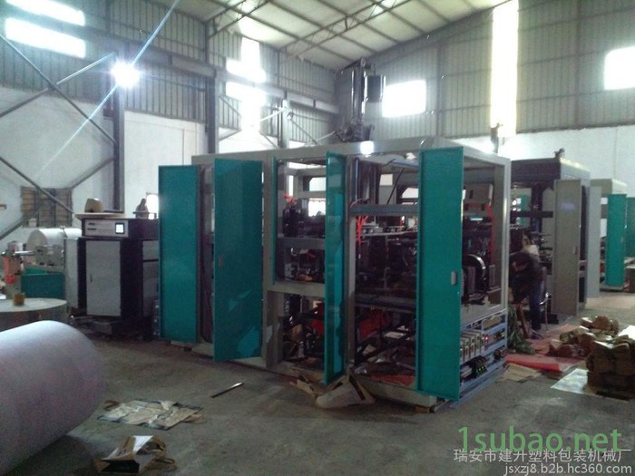 一次成型立体袋制袋机，无纺布覆膜免翻袋制袋机，全自动无纺袋机图3