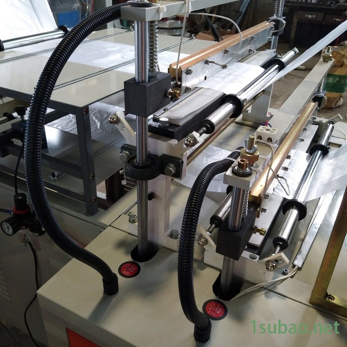 瑞华供应600 超市保鲜袋制袋机 全自动高速连卷平口袋制袋机图4