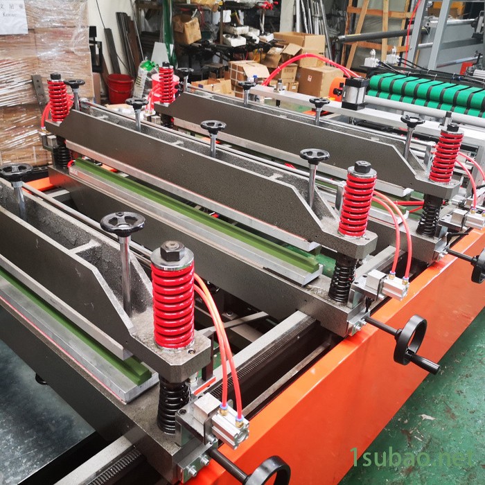 瑞华机械供应保温袋制袋机 复合珍珠棉铝膜保温袋制袋机  欢迎来电咨询图3