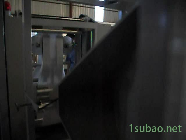 一次成型无纺布制袋机图2