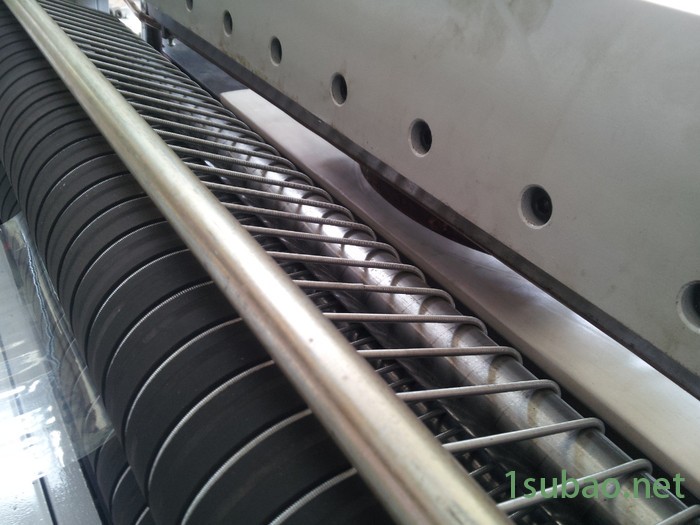 瑞华600 PVC热收膜袋制袋机 弧形袋制袋机 圆弧袋生产设备上面安装指导质保一年图4