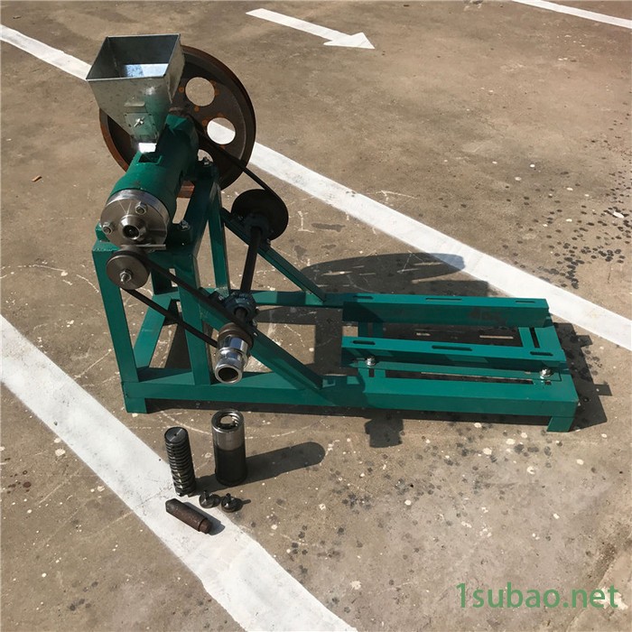 颗粒膨化机 玉米棍机价格 双螺杆挤出机 大米玉米粒膨化机 玉米大米膨化机图6