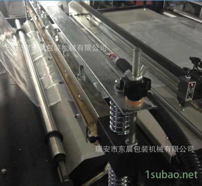 【东晨】1200 电脑热封冷切制袋机 平口袋制袋机 购物袋制袋机图3