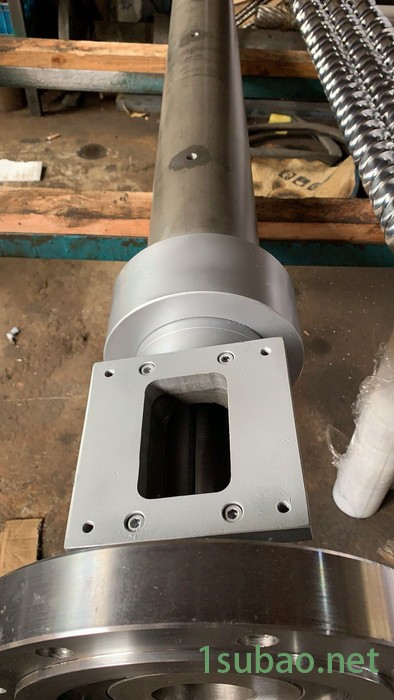 富强鑫注塑机料管_成型机螺杆打滑怎么处理_65熔喷布机单螺杆图6