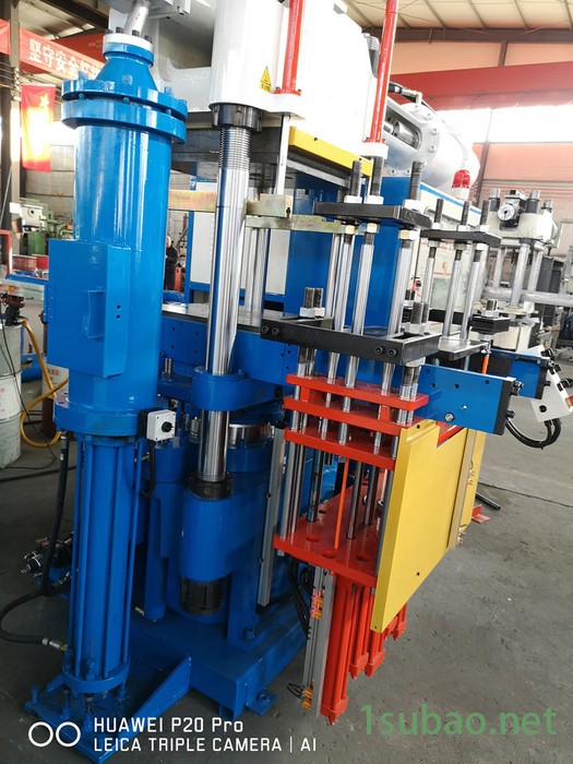 硅橡胶两用卧式注射机 捷盛厂家生产300T700*700工作面 全自动螺杆进料液压缸注射挤出机图7