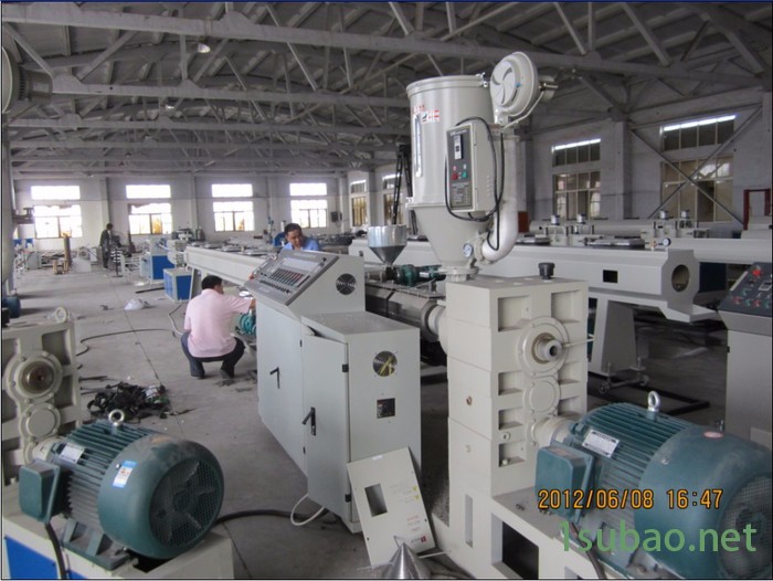 SJSZ65/132双螺杆挤出机图7