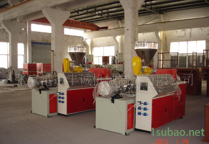 生产**SJSZ51锥形双螺杆挤出机 立式挤出机 真空挤出机图2