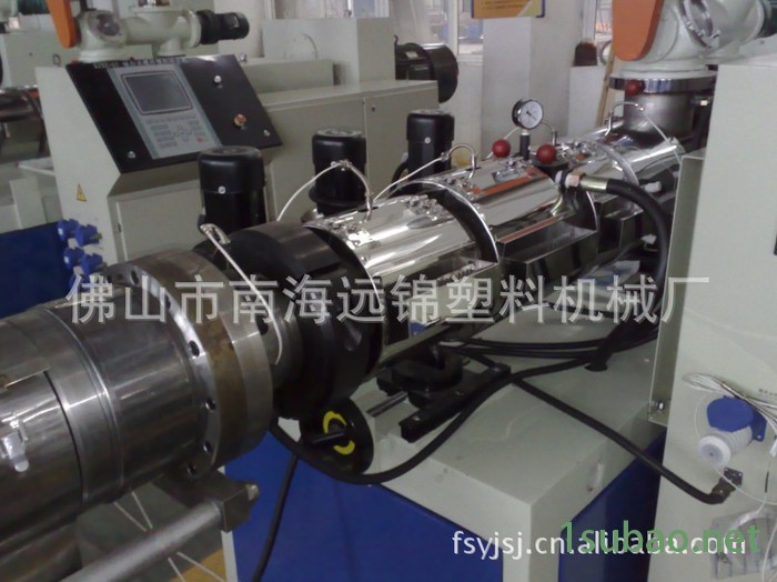 远锦塑机**YJ51-105锥型双螺杆挤出机图2