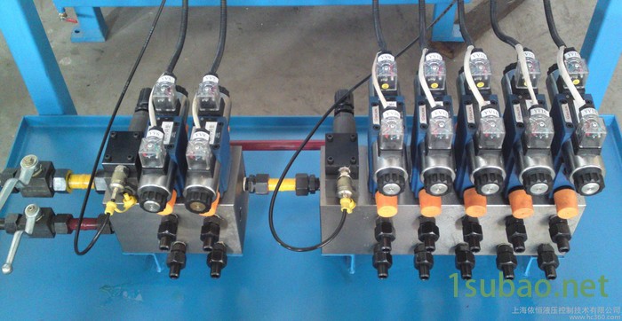 特价供应4WE4型电磁换向阀叠加阀比例阀图3