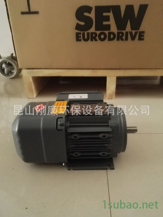 德国原装MC07B变频器 德国变频器 MC07B0004-5A3-4-00MC07B0150-5A3-4-00/FSC1图2