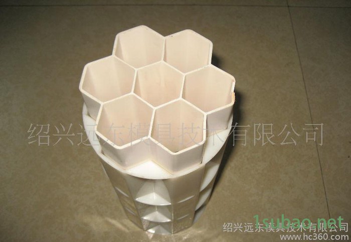 通讯管模具 多孔管接头注塑模单型腔通讯管模具图3