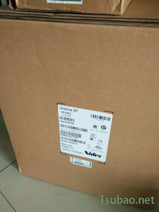 艾默生尼得科CT变频器SP3401 15KW 380V 变频调速器全新原厂图3
