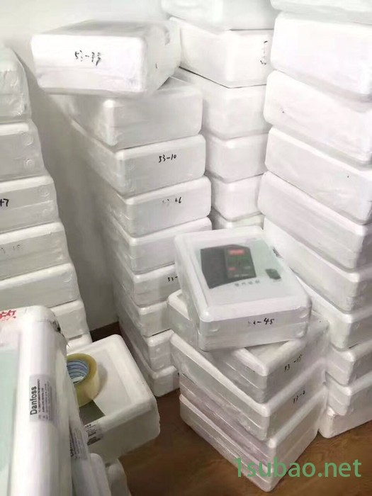 全新原装Danfoss变频器FC-051P2K2/VLT2800/VLT2900 丹佛斯变频器图2