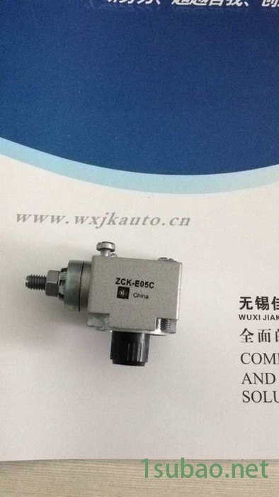 供应施耐德Schneider变频器ATV32全系列图4